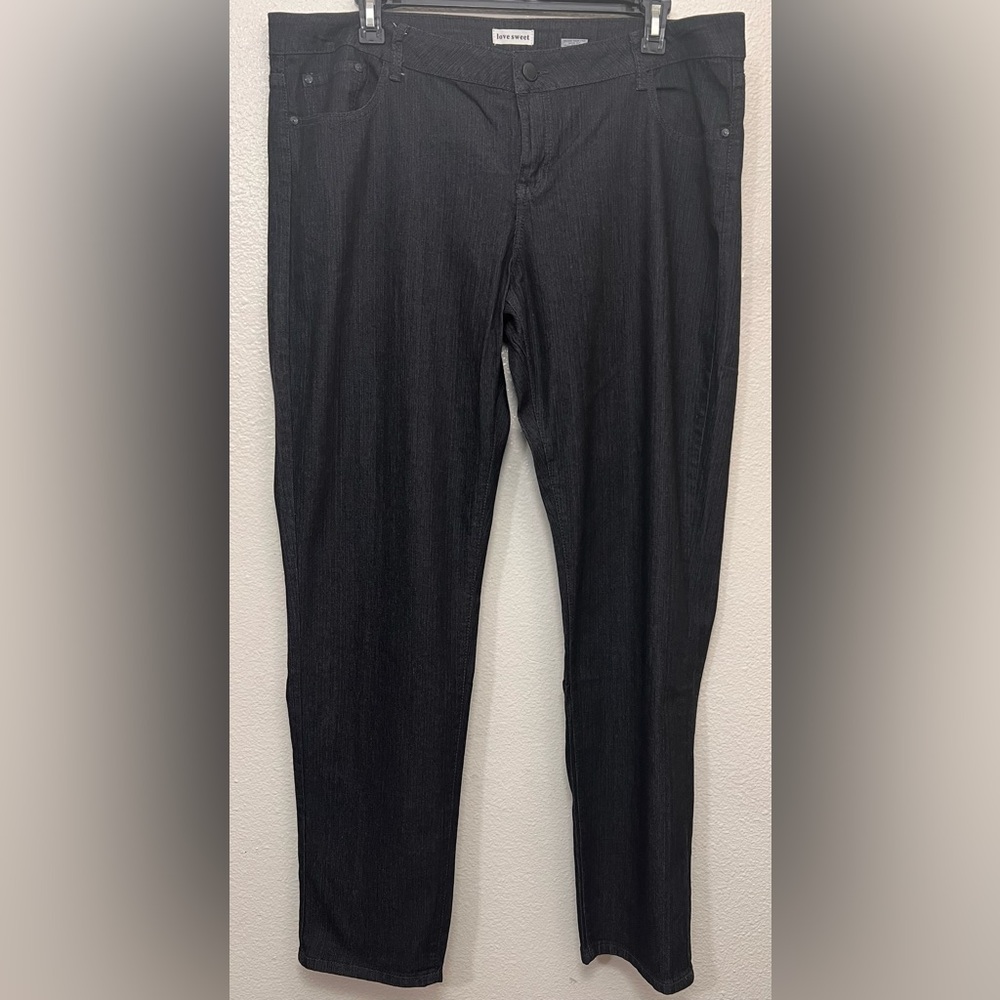 NWT Love Sweet Black Wash Denim Jeans with Rhinestone and Stitch Design size 22